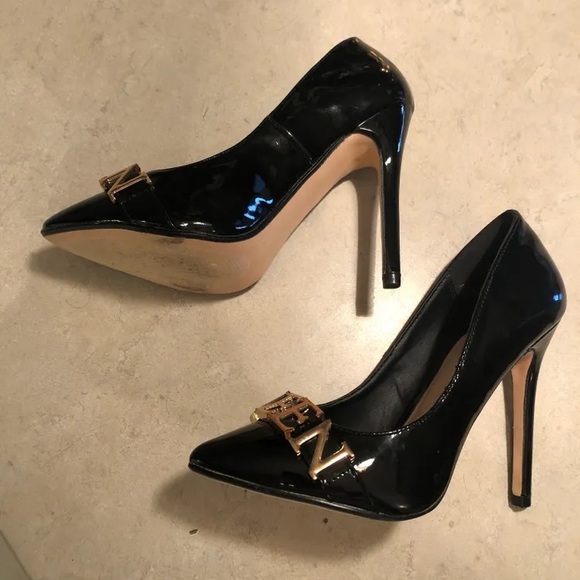 3/20$ Shoedazzle Black Patent Queen Heels - Picture 3 of 3